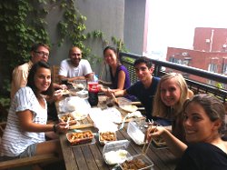 gemeinsames Mittagessen in cder Sprachschule LTL in Beijing